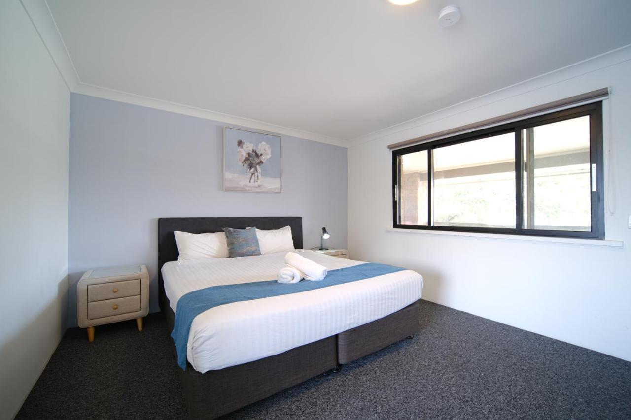 Lakeside Inn Wollongong Primbee ภายนอก รูปภาพ