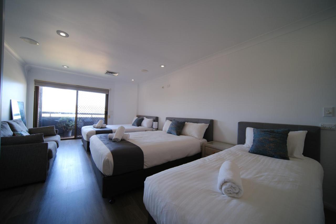 Lakeside Inn Wollongong Primbee ภายนอก รูปภาพ