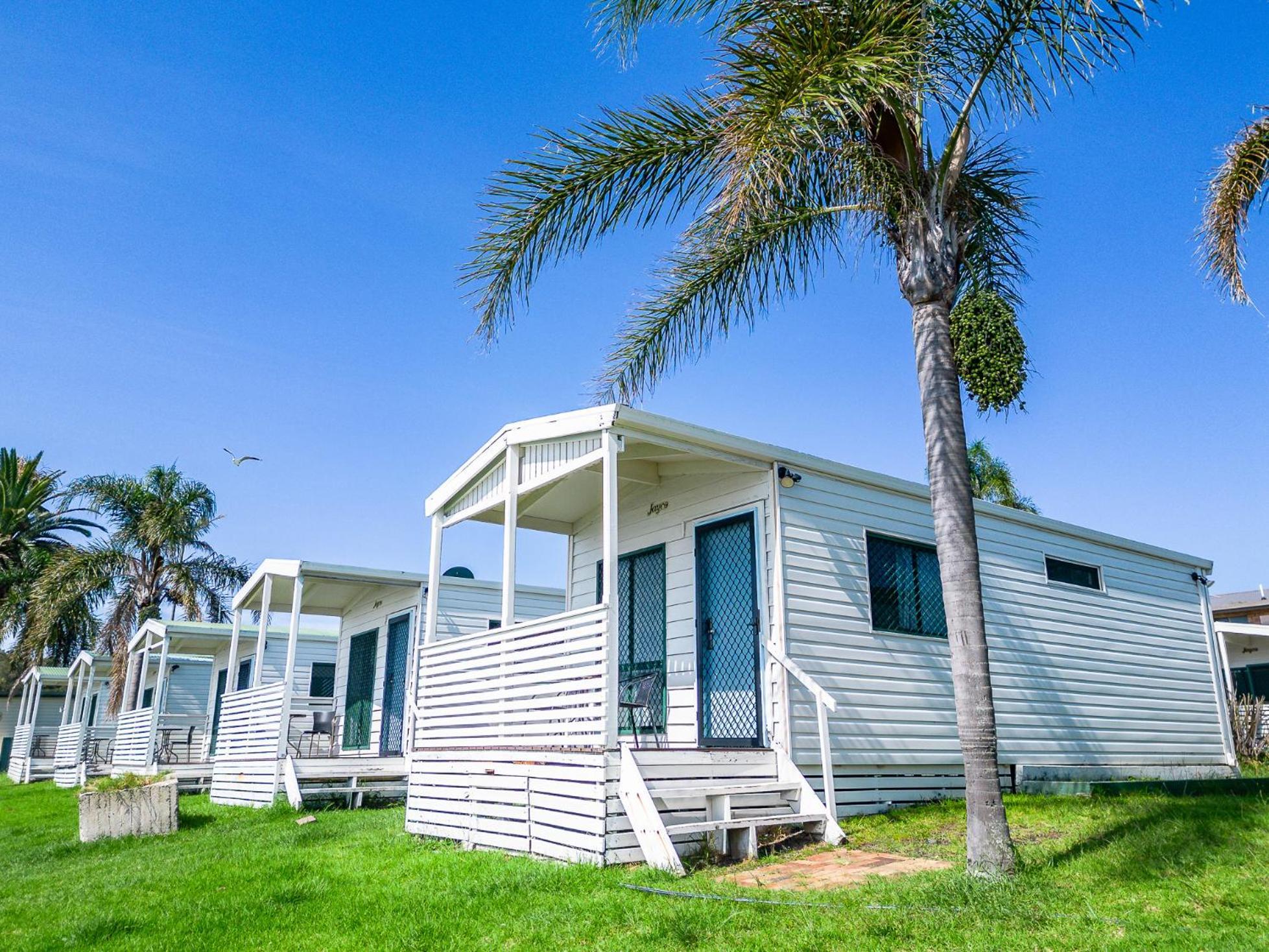 Lakeside Inn Wollongong Primbee ภายนอก รูปภาพ