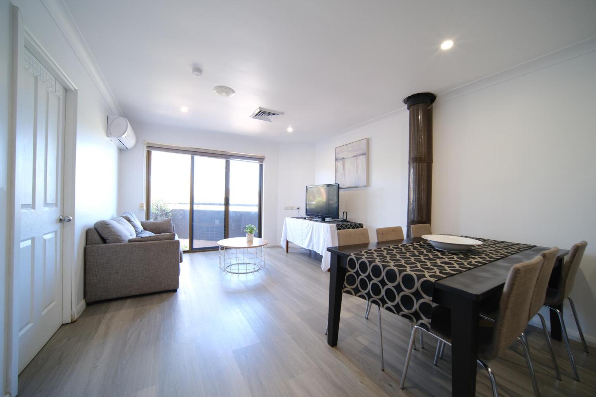 Lakeside Inn Wollongong Primbee ภายนอก รูปภาพ